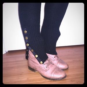 Button side leg warmers
